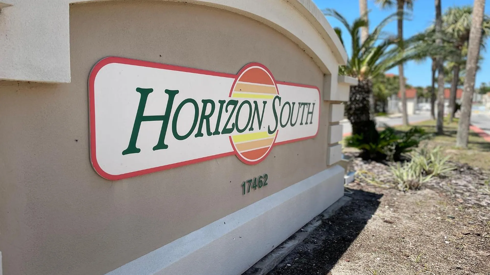 Апартаменты Horizon South 27C - Minutes From The Ocean Community Pool Панама-Сити