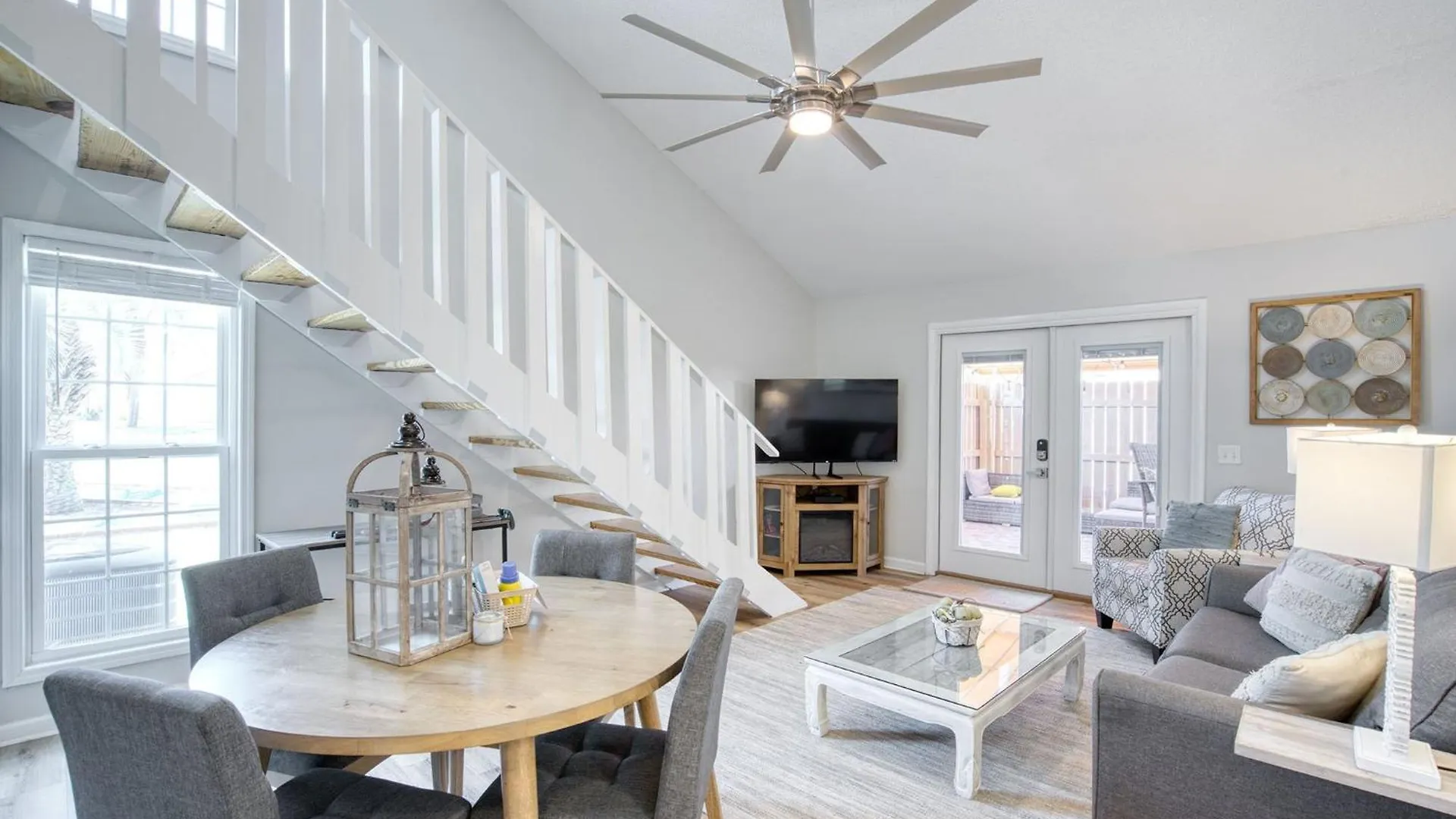 Horizon South 27C - Minutes From The Ocean Community Pool Apartment Panama City Beach