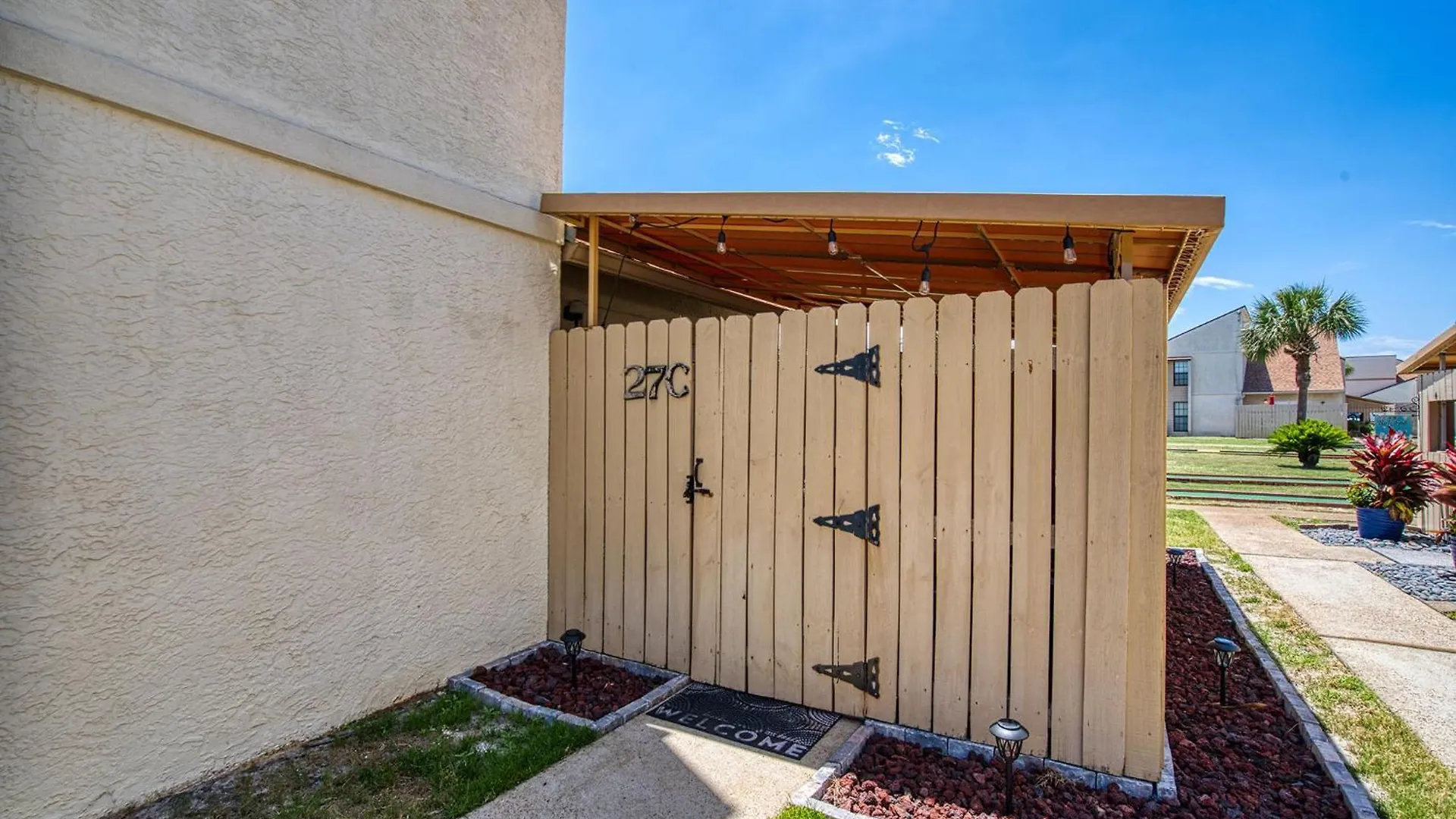 Horizon South 27C - Minutes From The Ocean Community Pool Apartment Panama City Beach